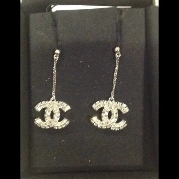 Chanel CC earrings - Picture 1 of 5